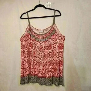 Avenue womens top size 22/24 color red and gray